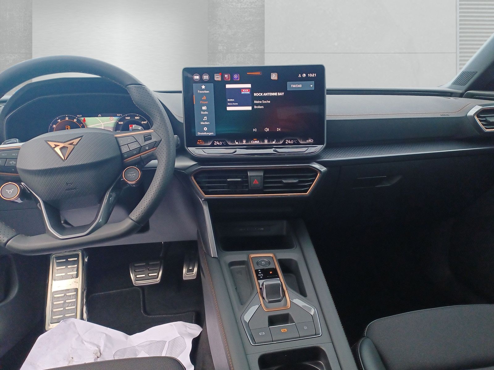 Cupra Leon Sportstourer 1.5 eTSI - Samsaru's Car Outlet