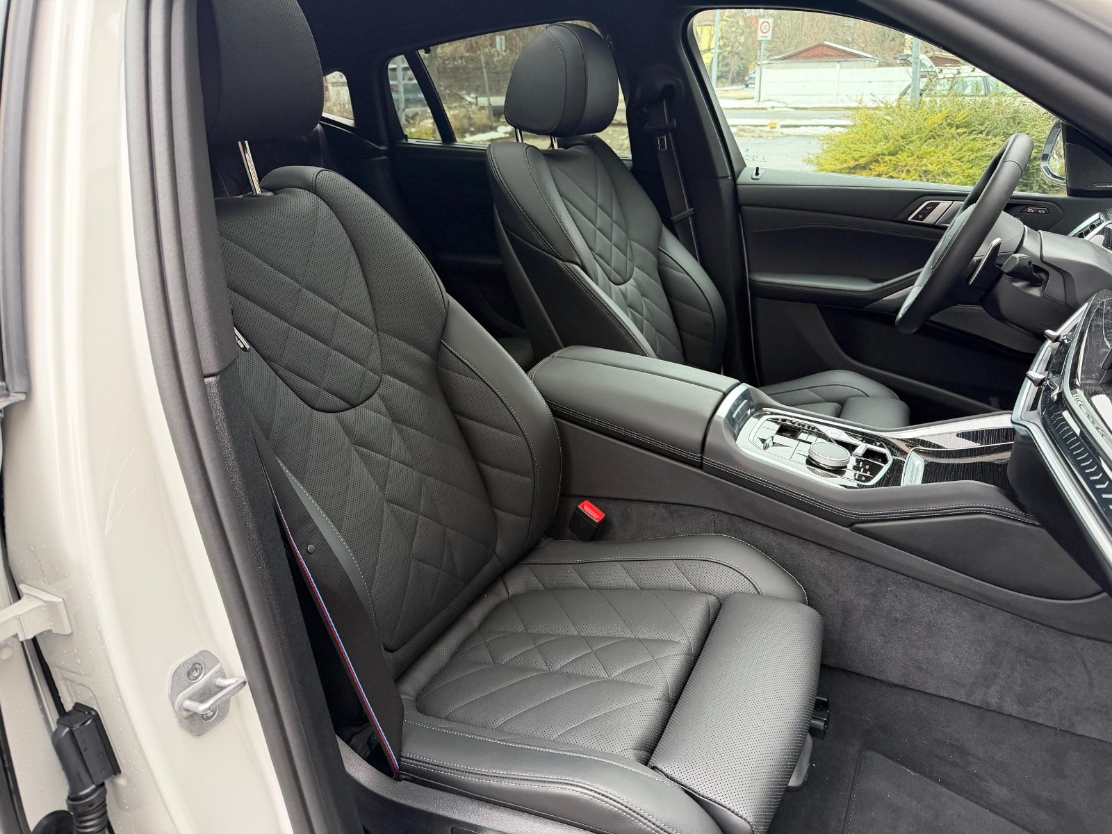 BMW X6 30d M SPORT PRO.LUFTFEDER.SOFTCL.PANO.AHK.22"