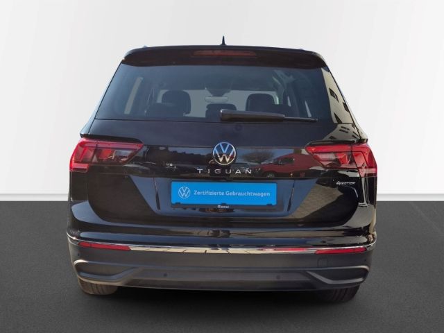 Volkswagen Tiguan Life 2.0 TDI DSG 4Motion AHK IQDrive Mass