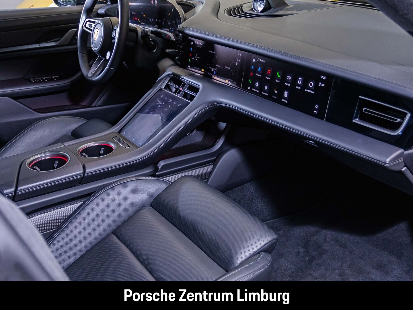 Porsche Taycan Turbo S Panorama Performancebatterie+ LED