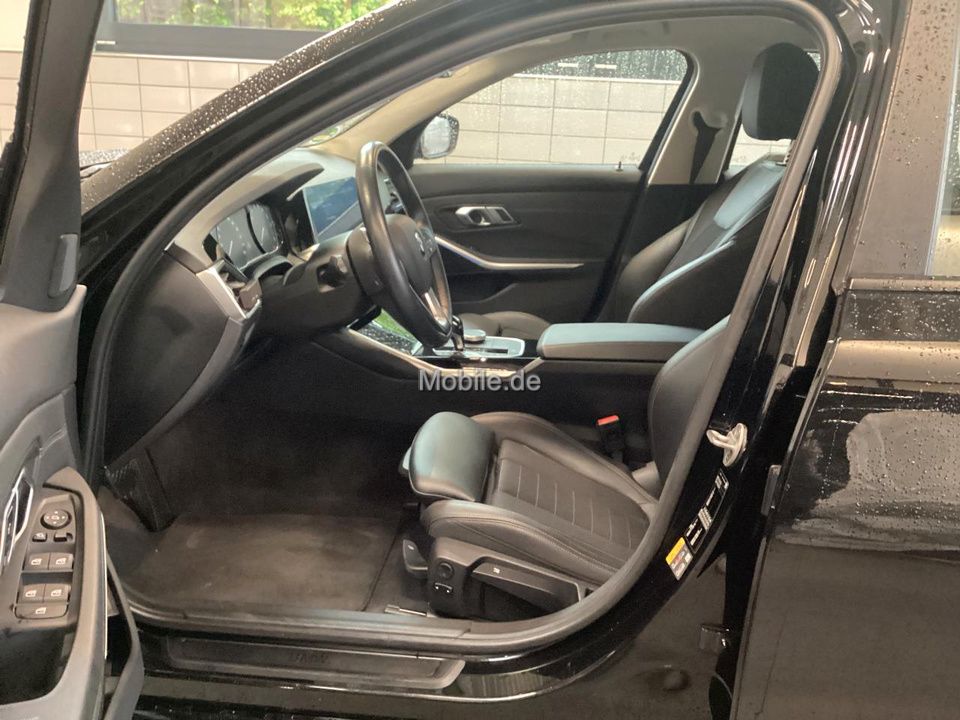 BMW 330e Touring Aut. - Samsaru's Car Outlet