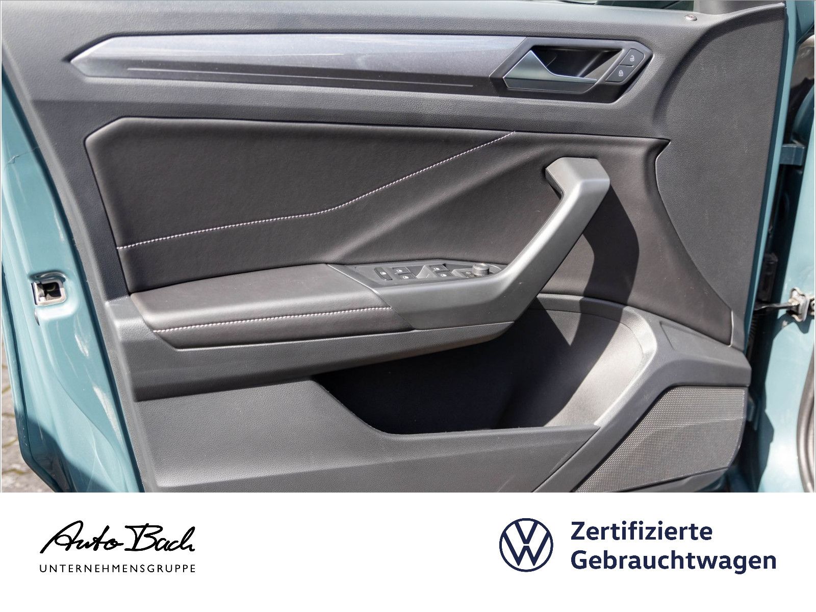 Volkswagen T-ROC 1.0 TSI Style - Samsaru's Car Outlet