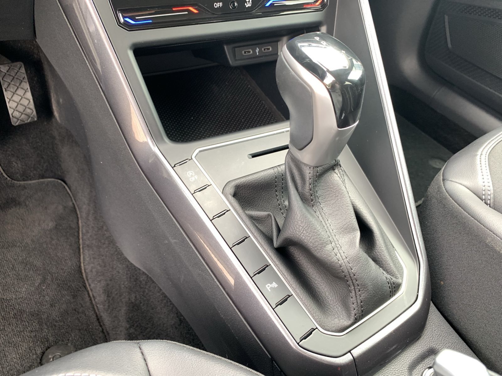 Volkswagen Taigo 1.5 TSI DSG STYLE - Samsaru's Car Outlet