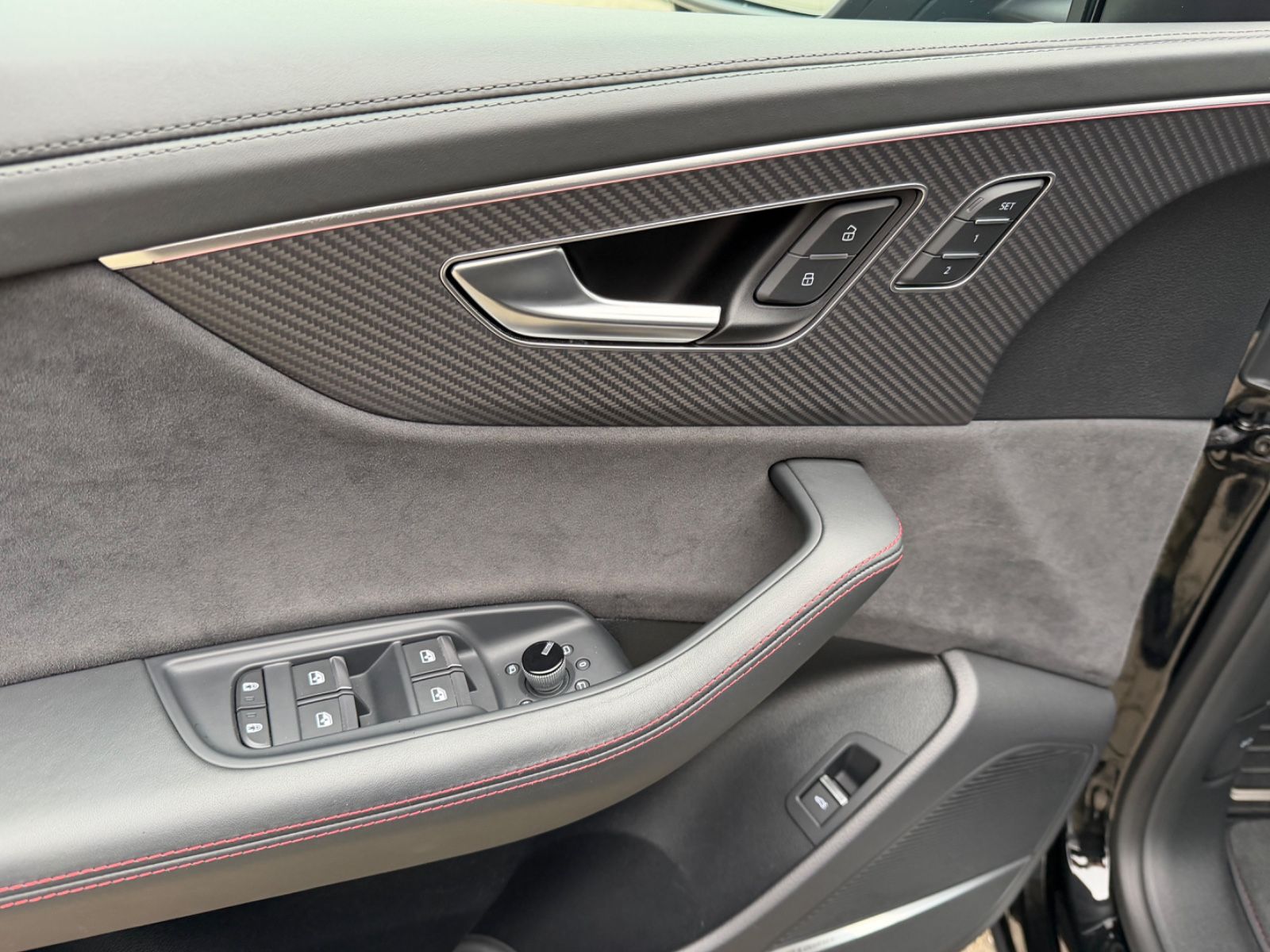 Audi RSQ8  4.0 TFSI quattro.Standheizung.