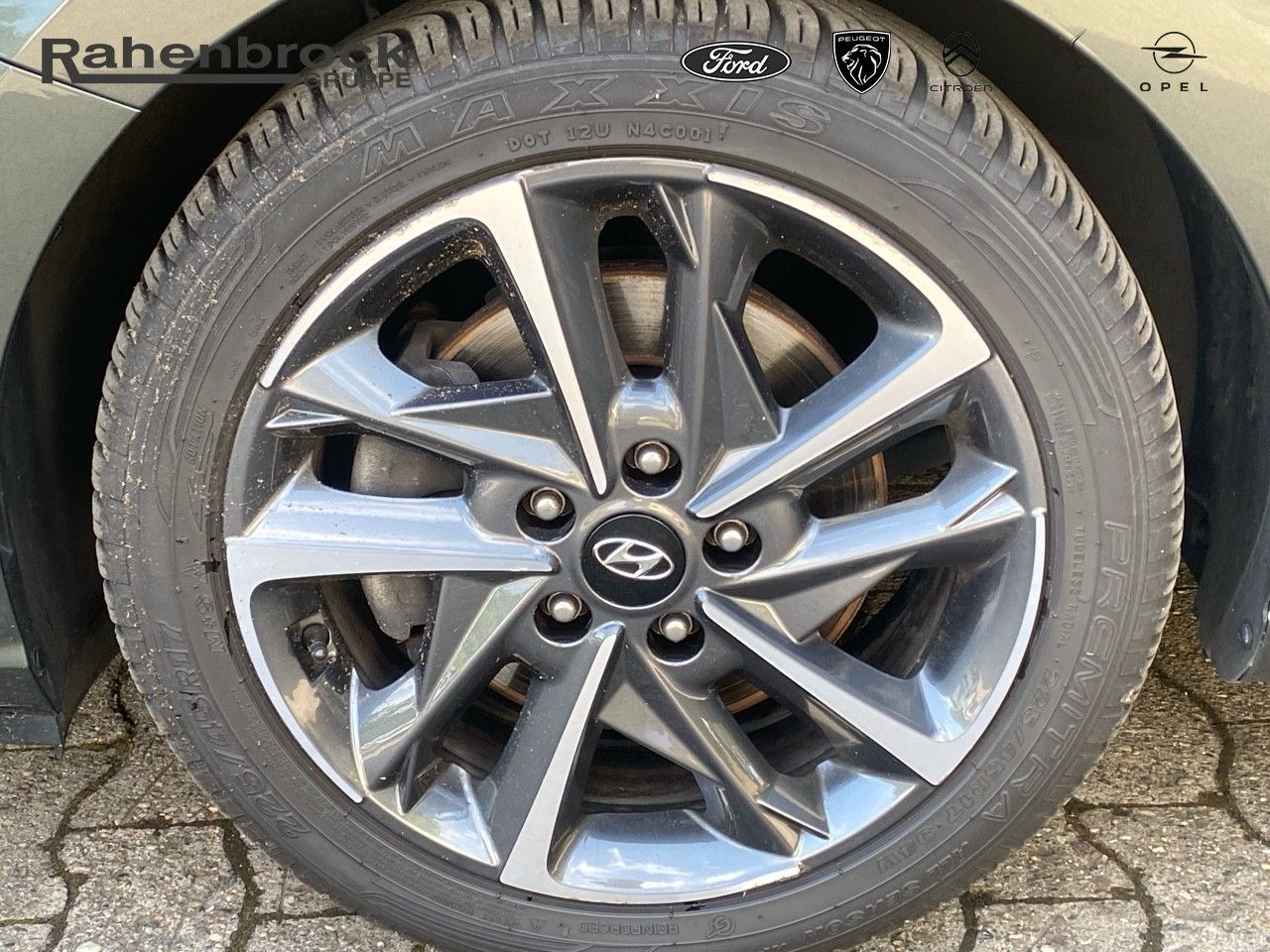 Hyundai i30 Trend Mild-Hybrid - Samsaru's Car Outlet