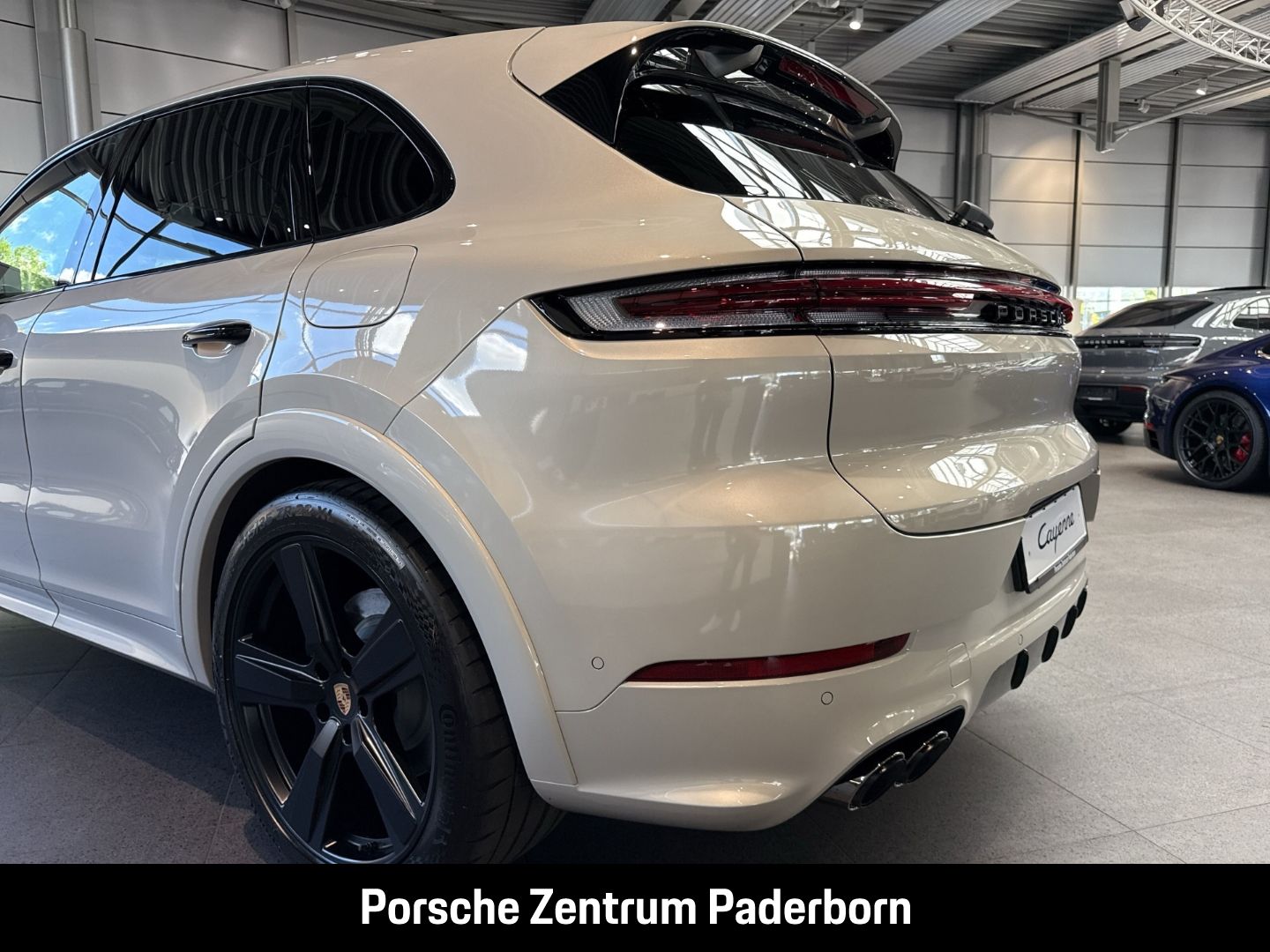 Porsche Cayenne E-Hybrid HA-Lenkung Nachtsicht InnoDrive
