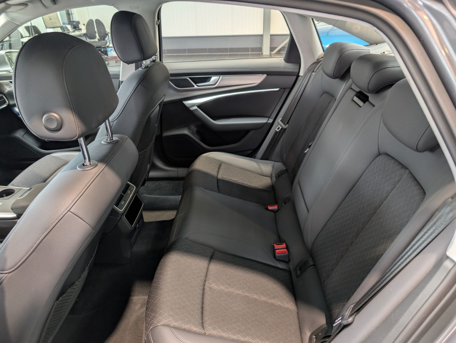 Audi A6 Lim 35 TDI S tronic design - Samsaru's Car Outlet