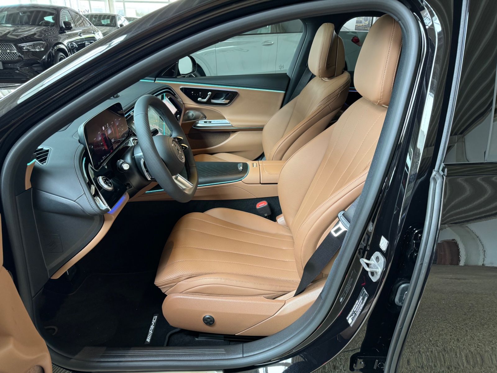 Mercedes-Benz E 220 d 4Matic AMG PremiumPlus - Samsaru's Car Outlet
