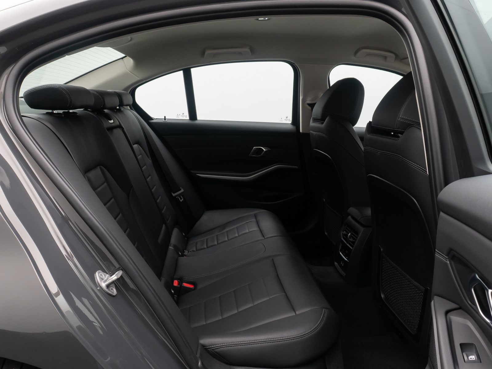 BMW 330i xD Komfort DAB HiFi Leder M Sport 19Zoll