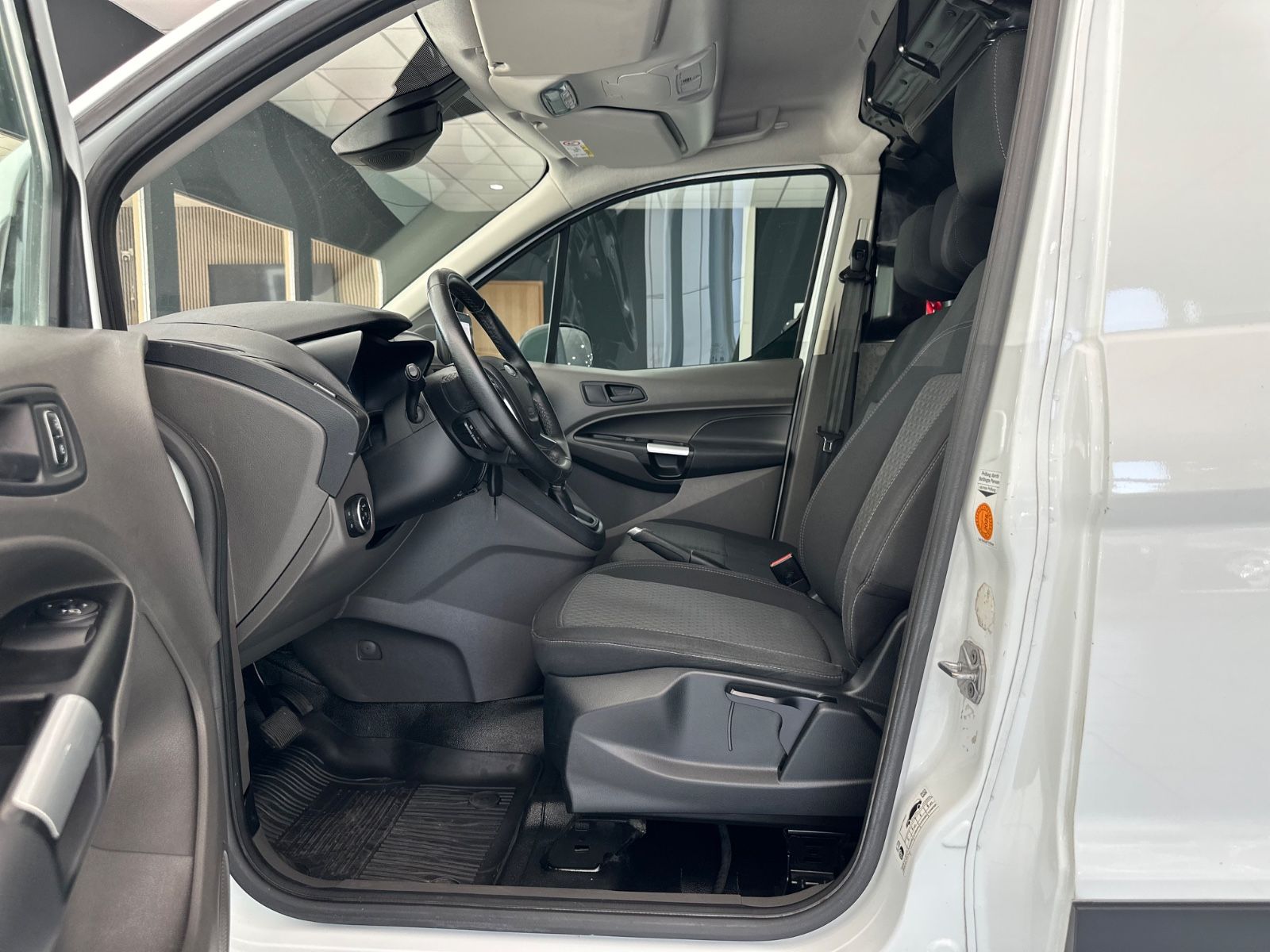 Ford Transit Connect Kasten 220 L1 S&S Aut - Samsaru's Car Outlet
