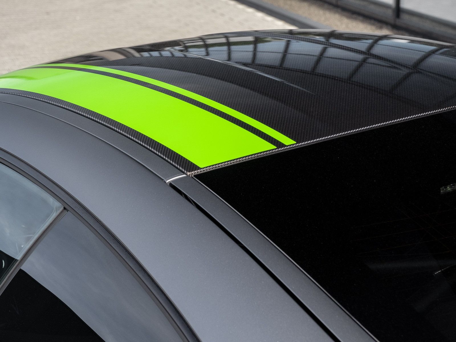 Mercedes-Benz AMG GT R Pro - Samsaru's Car Outlet