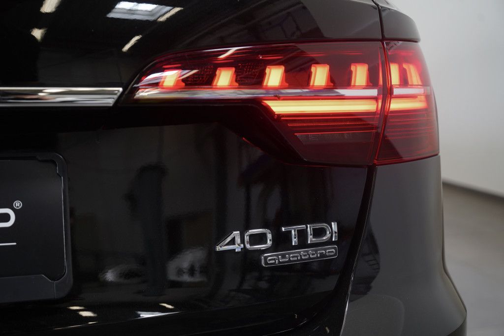 Audi A4 Avant 40 TDI q. - Samsaru's Car Outlet