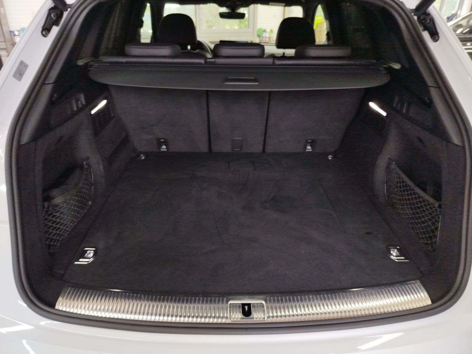 Audi Q5 50 TFSI e quattro S tronic - Samsaru's Car Outlet