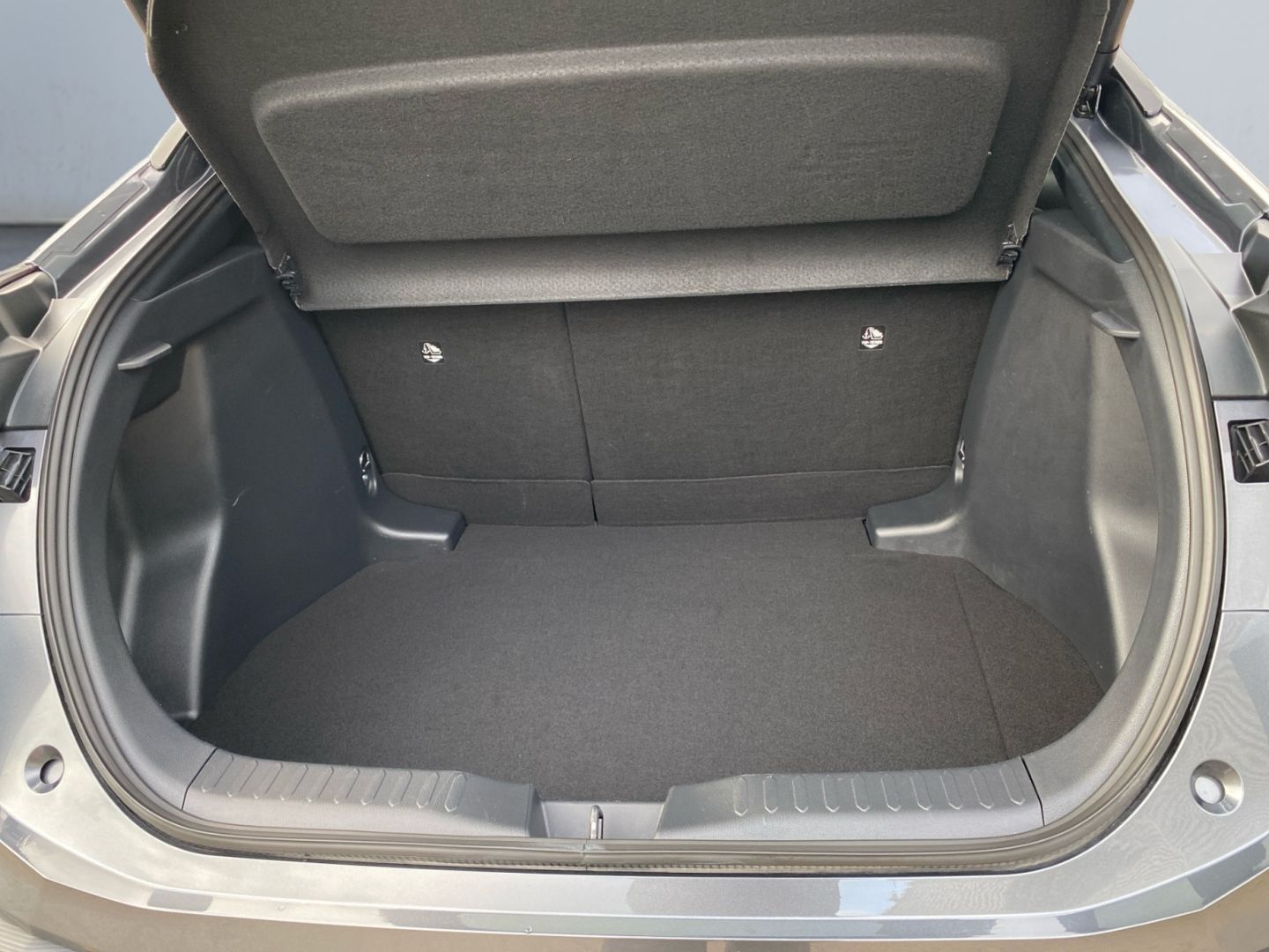 Toyota C-HR 1.8 Hybrid Teamplayer *LED*ACC*CAM*el Heck*