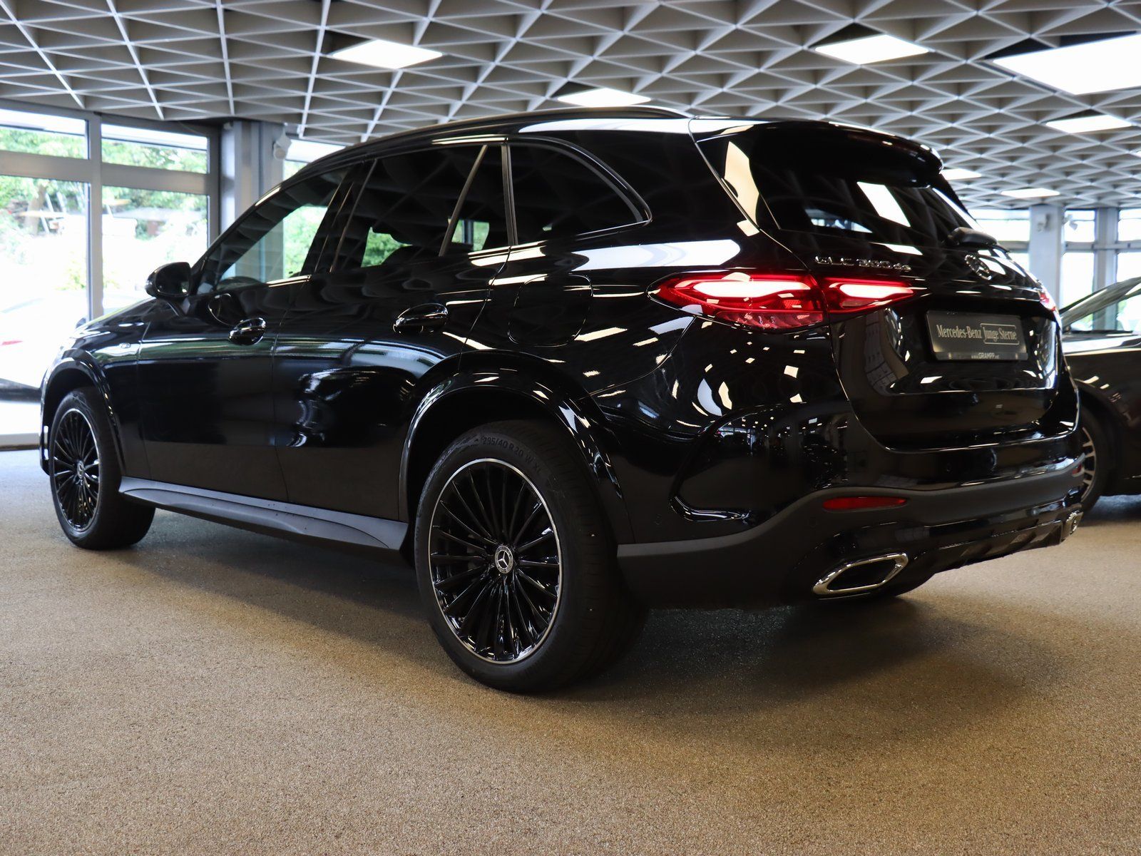 Mercedes-Benz GLC 300 de 4M AMG Distronic/LED/HUD/AHK/Night