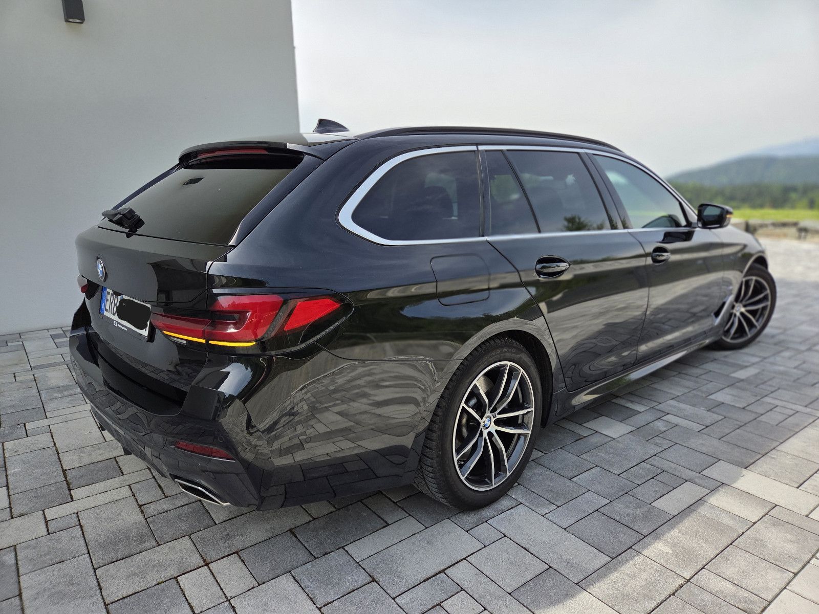 BMW 540d xDrive Tour. M Sport HUD Laser ACC HIFI AHK