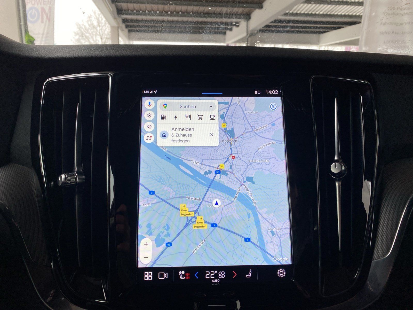 Volvo V60 Kombi T8 Twin Engine AWD*AHK*4xSHZ*WiPa*