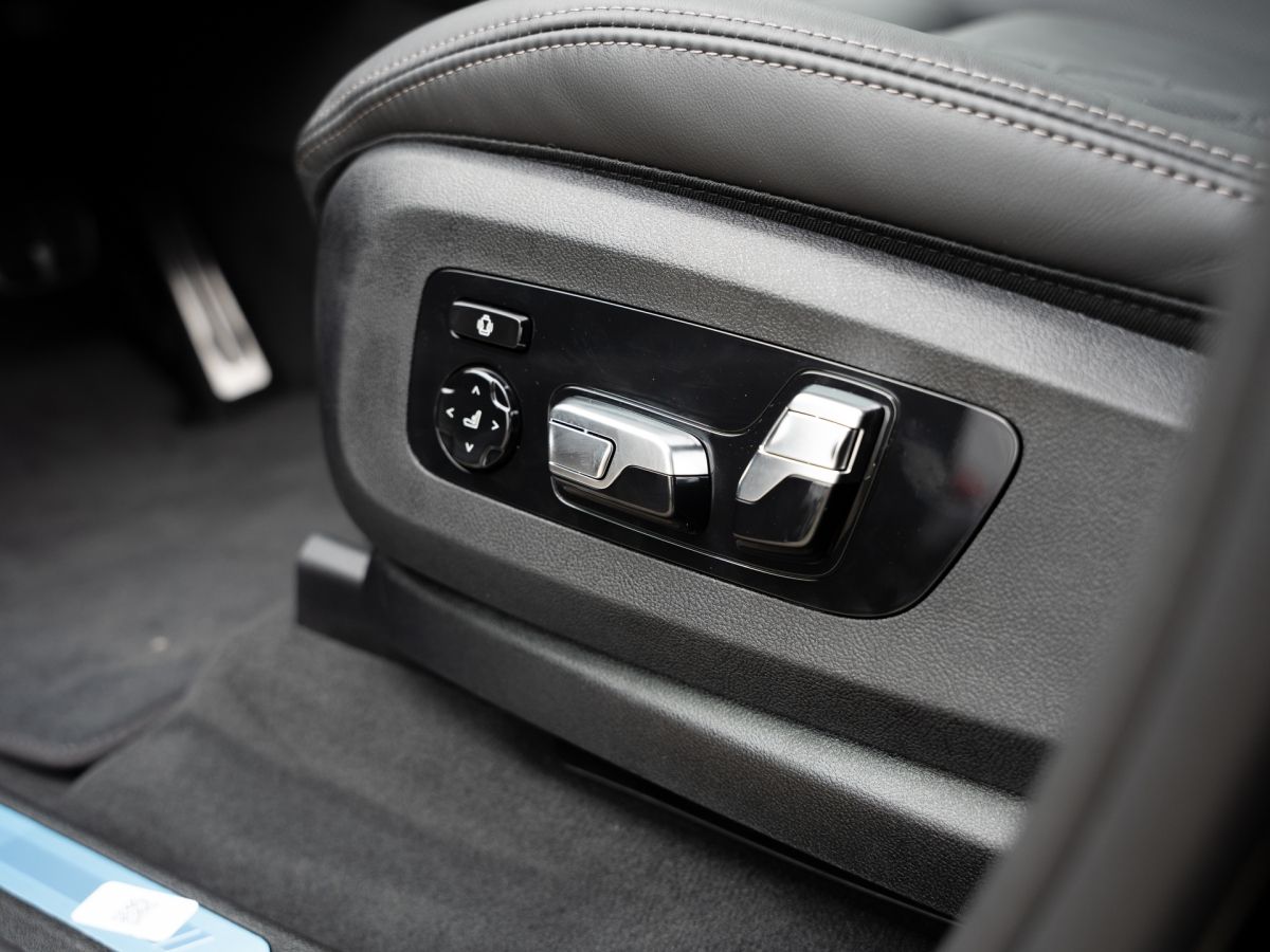 BMW X5 xDrive 30d. M Sport. AHK. Pano LED Navi SHZ