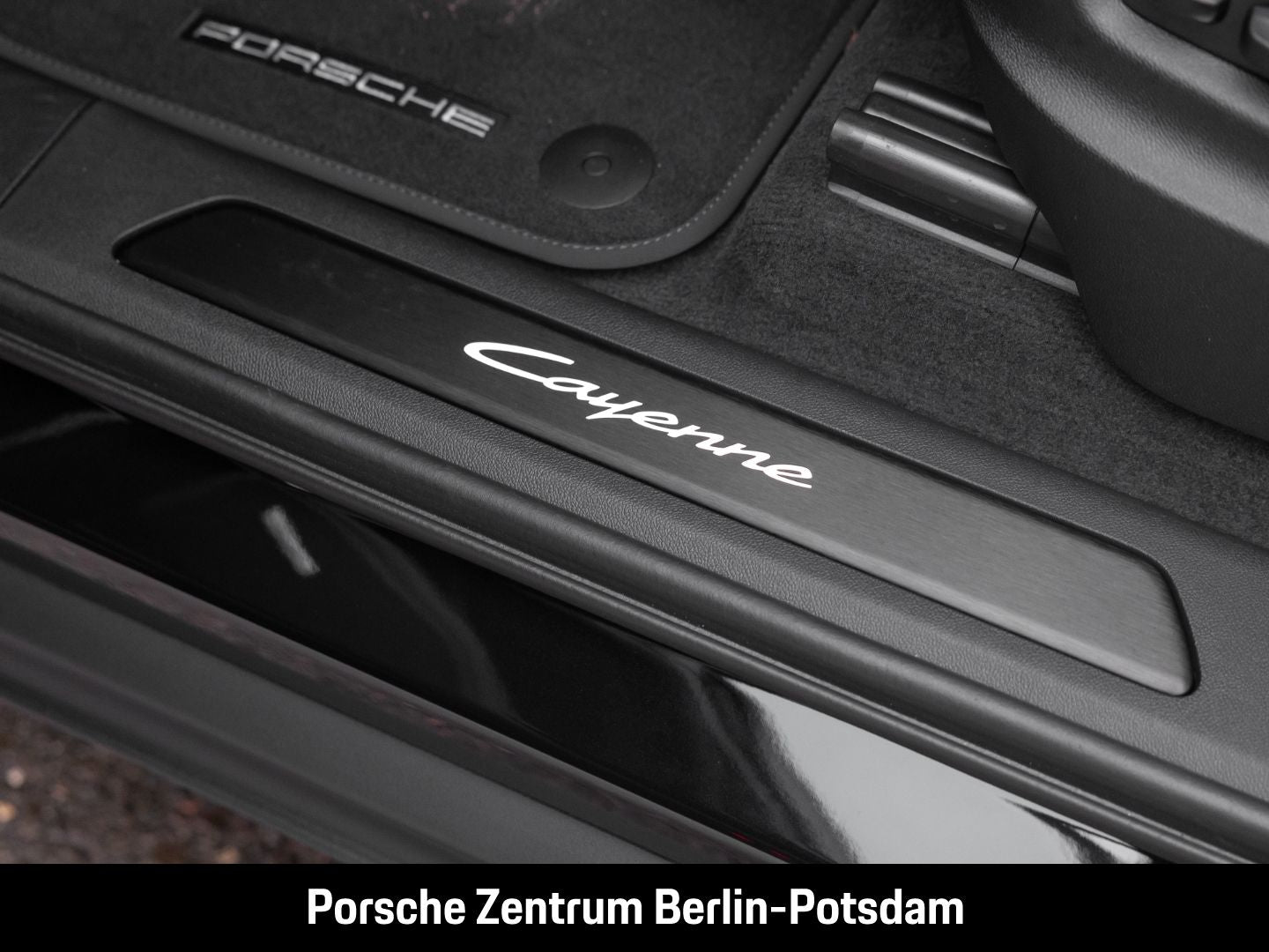 Porsche Cayenne Coupe Sportabgas Klimasitze HD-Matrix