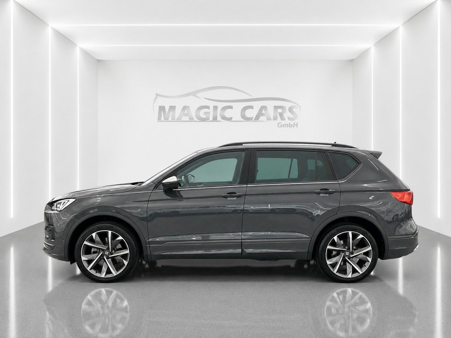 Seat Tarraco FR 4Drive*Pano-Dach*AHK*Leder*Drive*Cam.