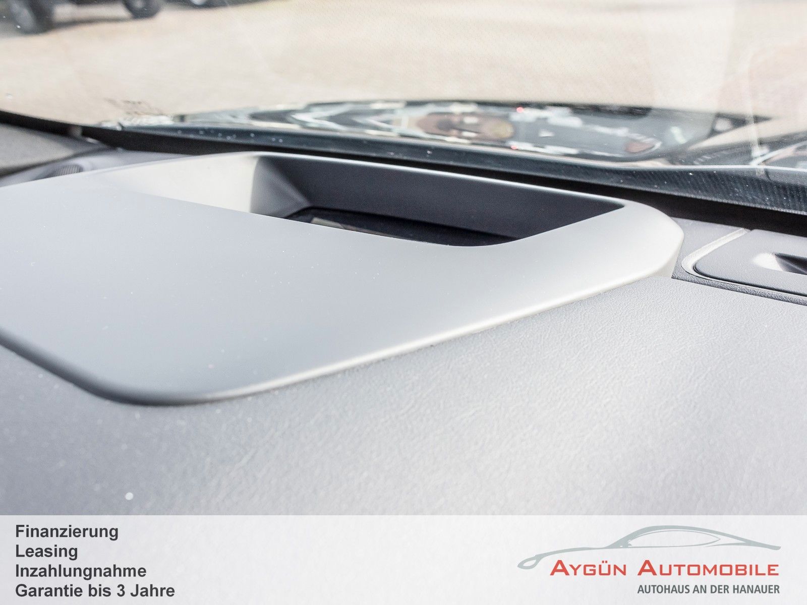 Jaguar F-PACE P400e AWD R-Dynamic S*Pano*Massage*HUD*
