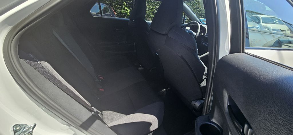 Toyota C-HR 2.0 Plug-in-Hybrid Teamplayer