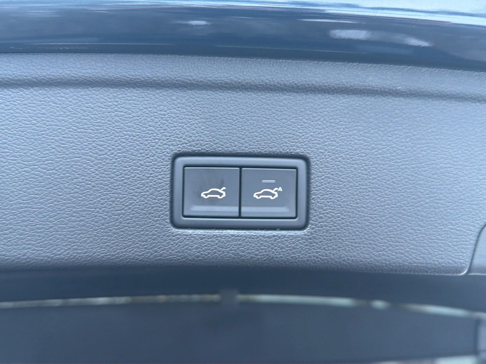 Volkswagen Touareg TDI 4Motion R Line 21" DYNAUDIO SD LEDER