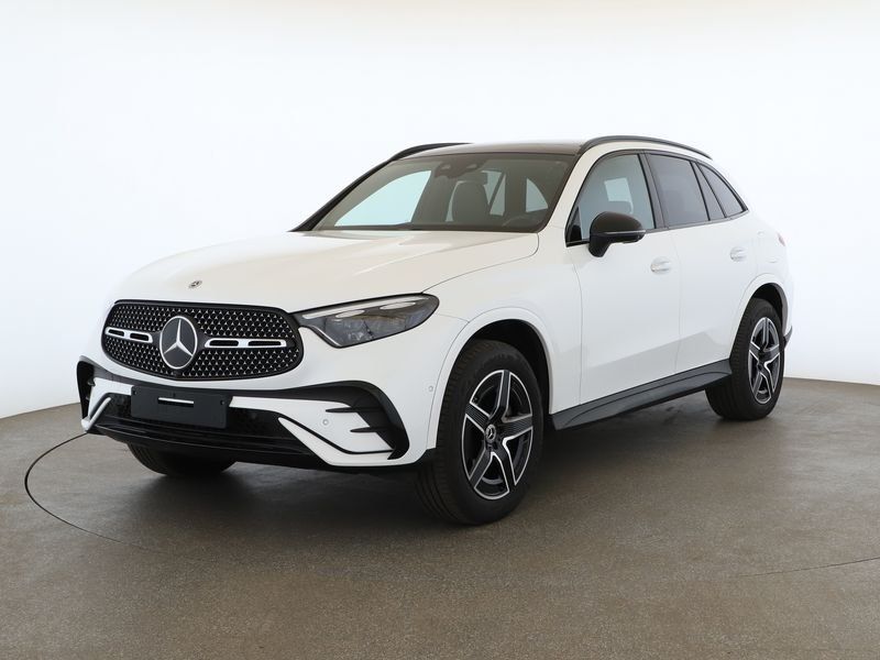 Mercedes-Benz GLC 300 e AMG 4M - Samsaru's Car Outlet