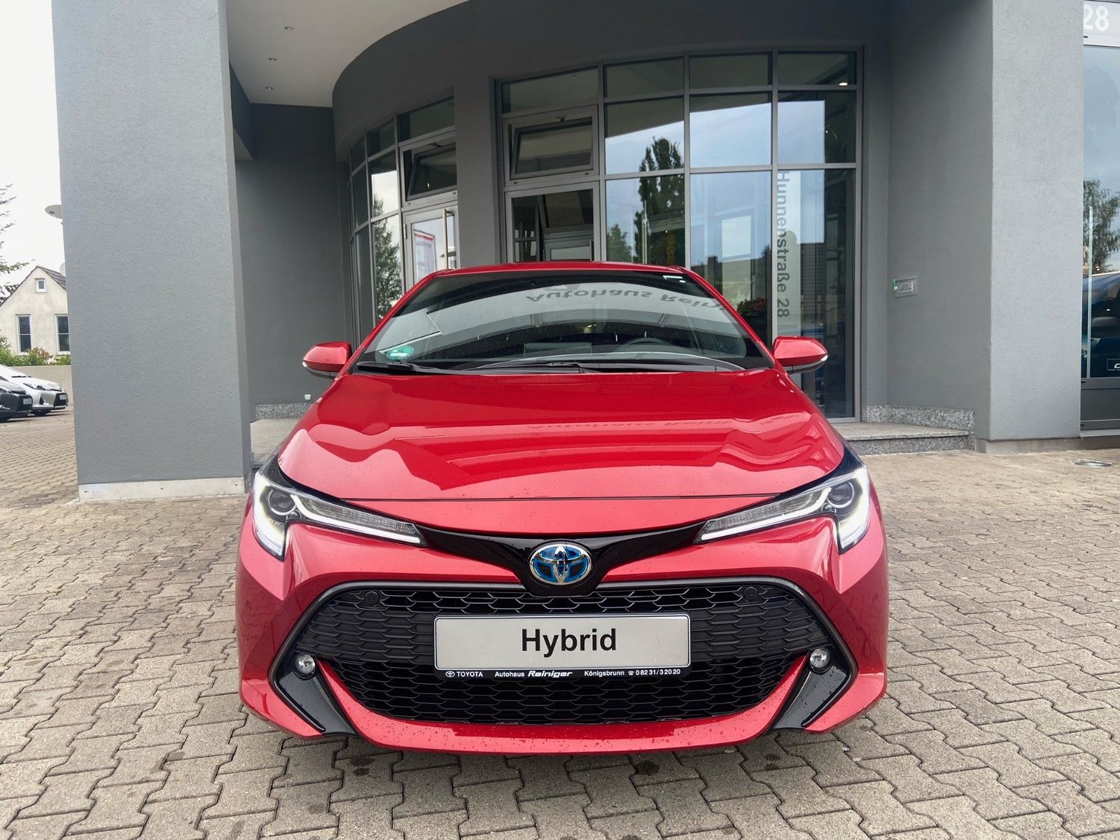 Toyota Corolla 2.0 Hybrid - Samsaru's Car Outlet