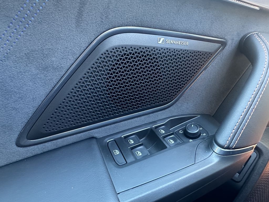 Cupra Formentor 1.5 e-Hybrid DSG VZ - Samsaru's Car Outlet