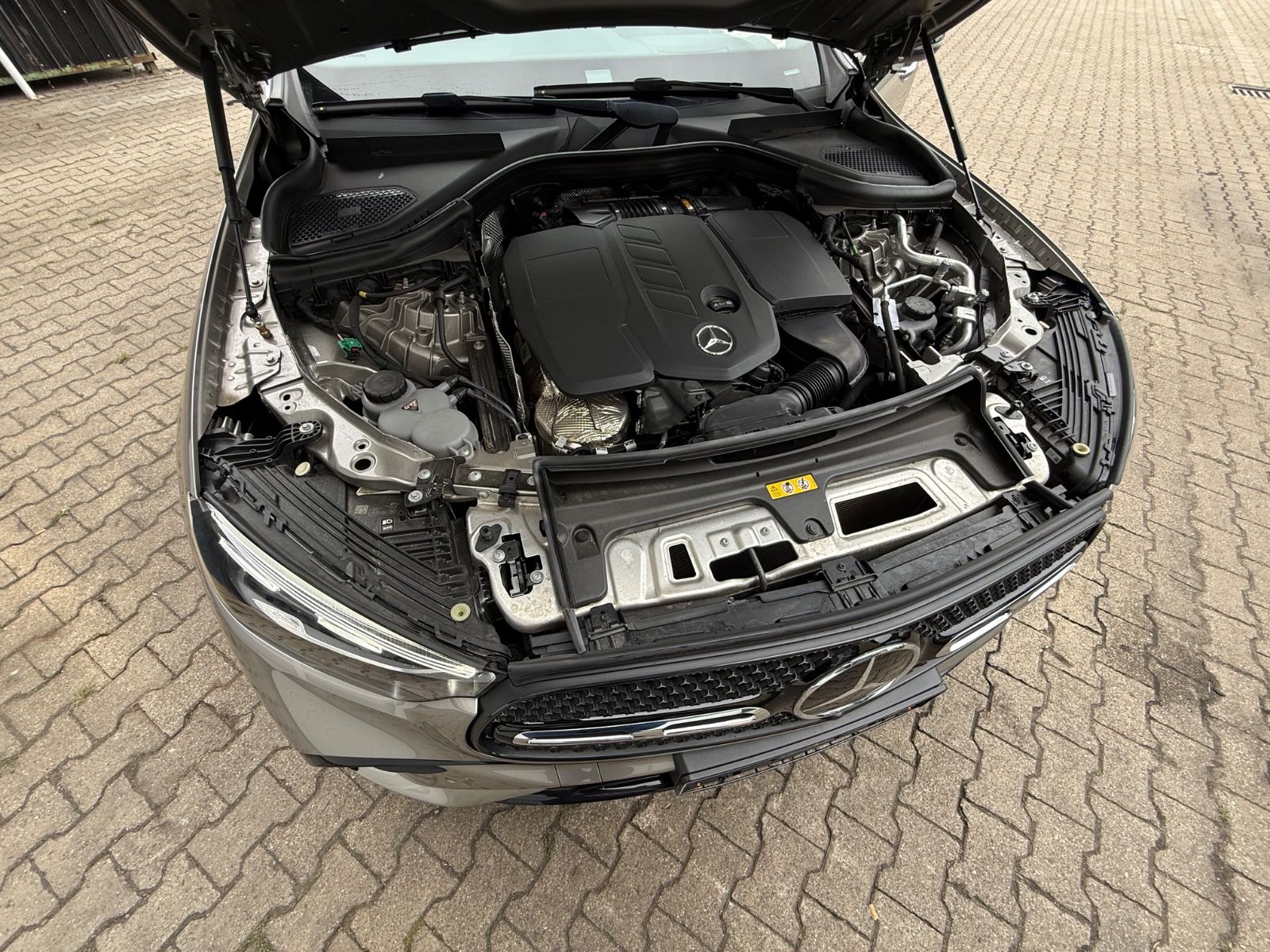 Mercedes-Benz GLC 300 de 4M/AMG/Air/HUD/Pano/Burm/360°/HAL