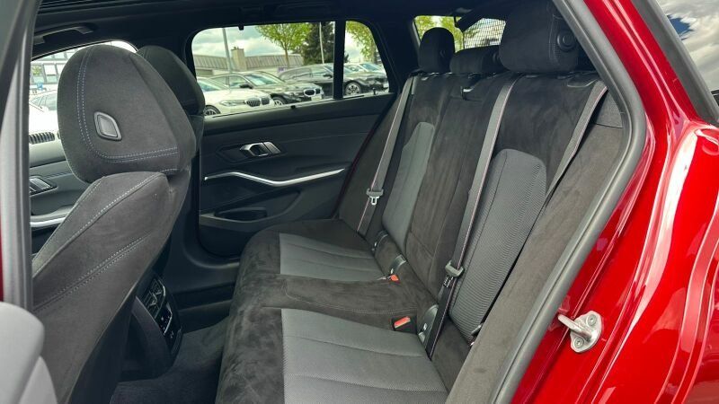 BMW 330e xDrive Touring M Sport Pro AHK ACC 360 PANO
