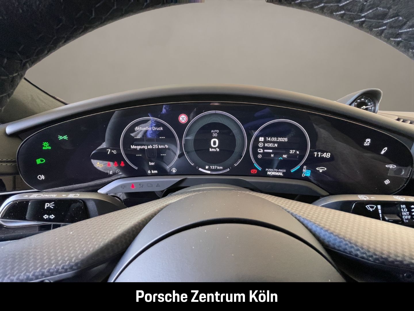 Porsche Taycan GTS Sport Turismo HA-Lenkung InnoDrive