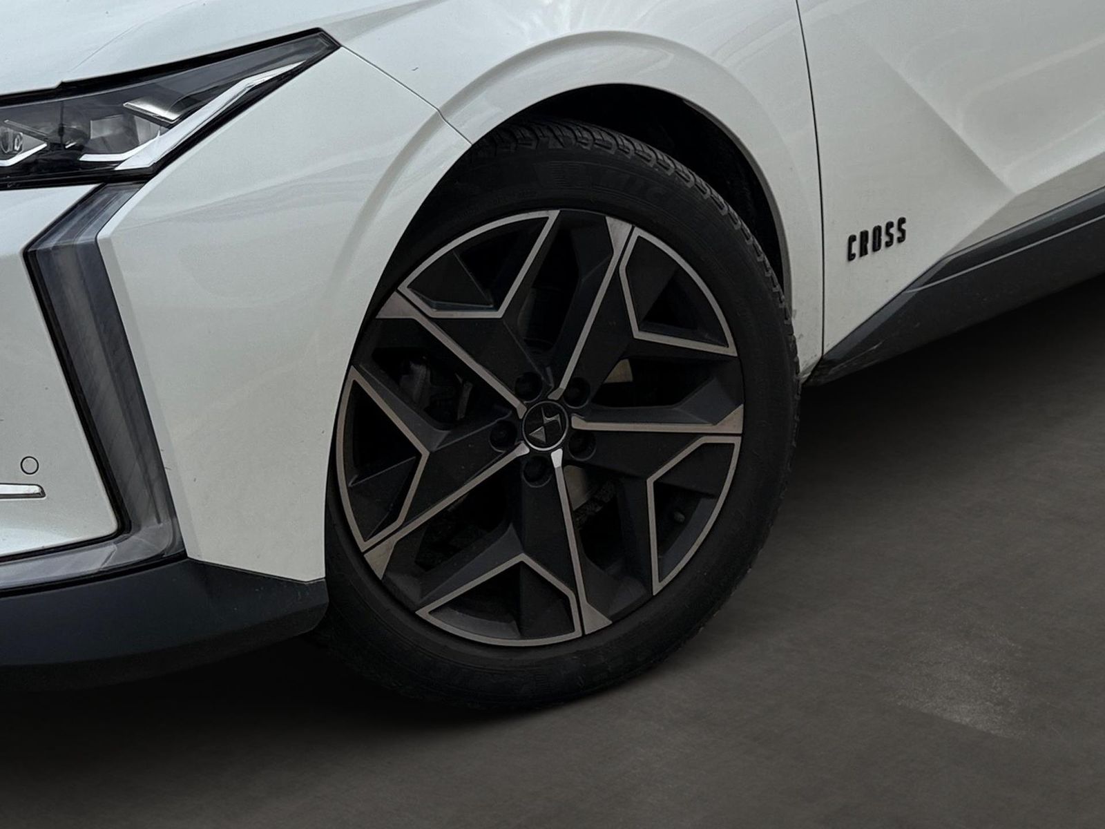 DS Automobiles DS4 CROSS TROCADERO BHDI 130 MATIX LED,NAVIGATIO