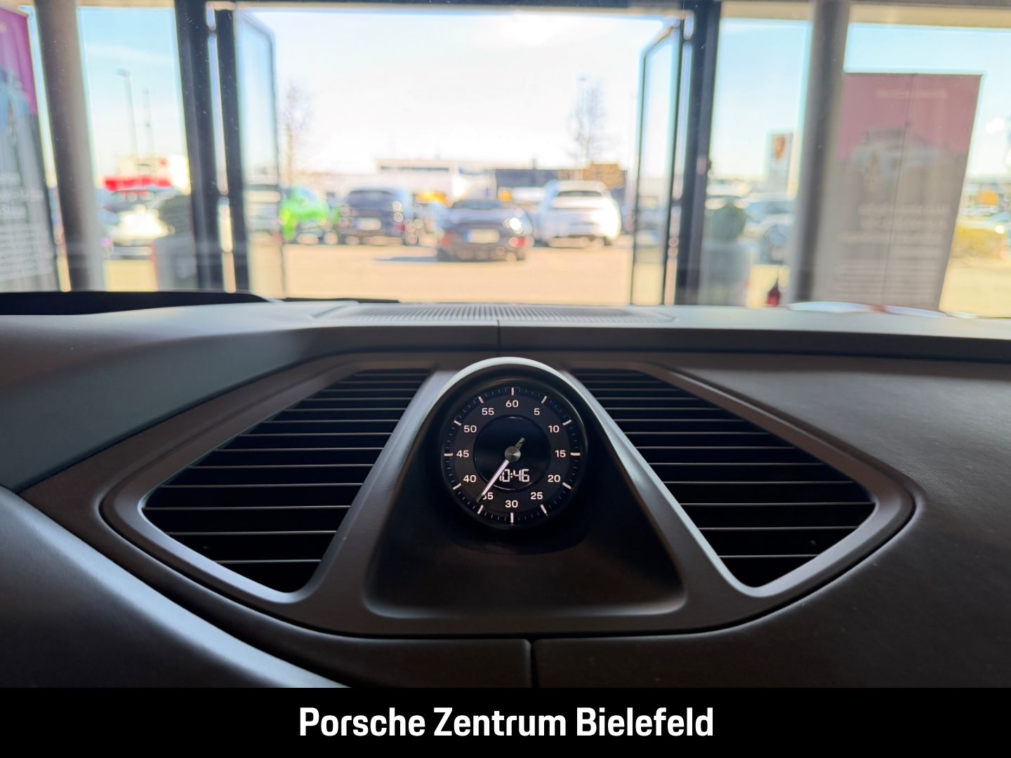 Porsche Macan Turbo HA-Lenkung InnoDrive Surround-View