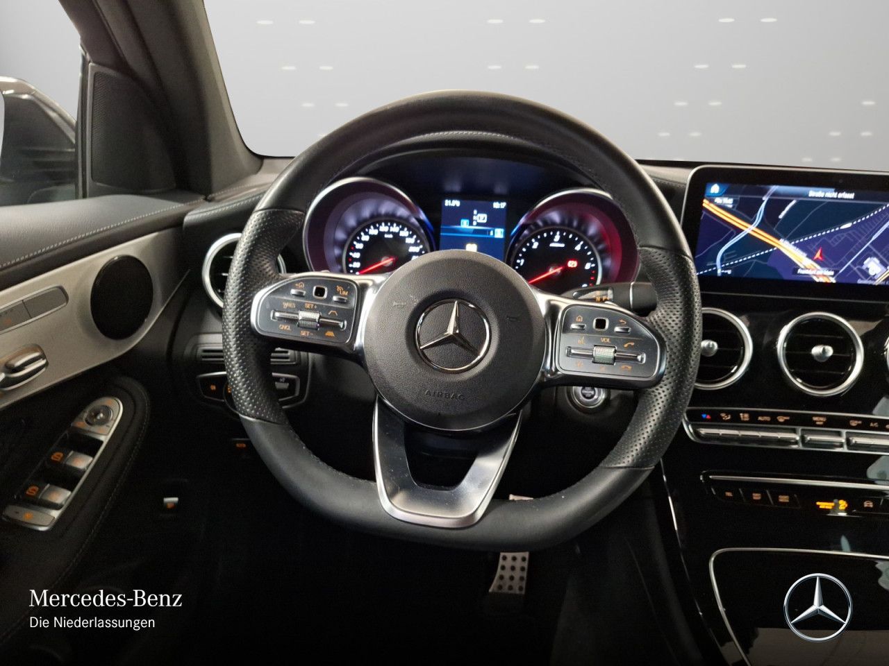Mercedes-Benz GLC400d 4M Cp AMG/Dist/MultiSi/LED/AHK/Sound/HUD