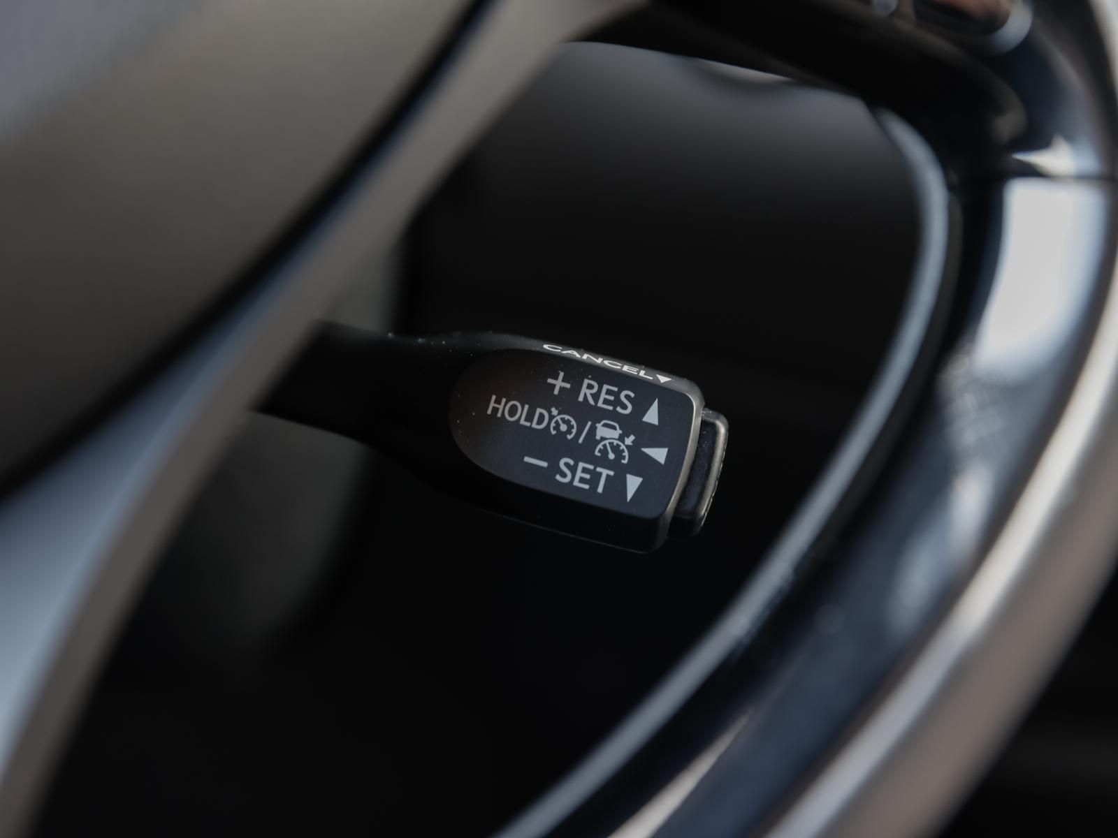 Toyota C-HR 1.8 Hybrid - Samsaru's Car Outlet