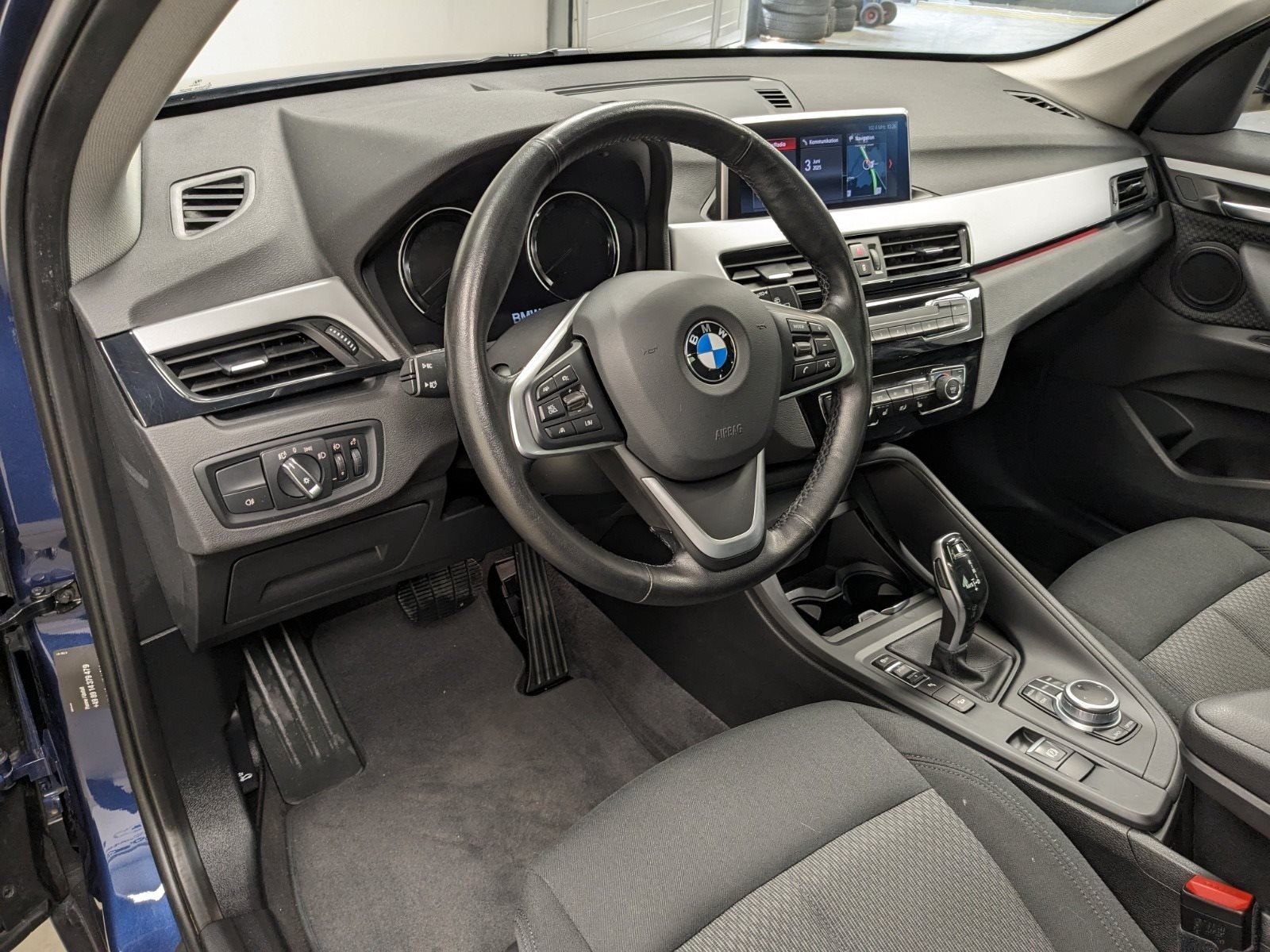BMW X1 xDrive18d - Samsaru's Car Outlet