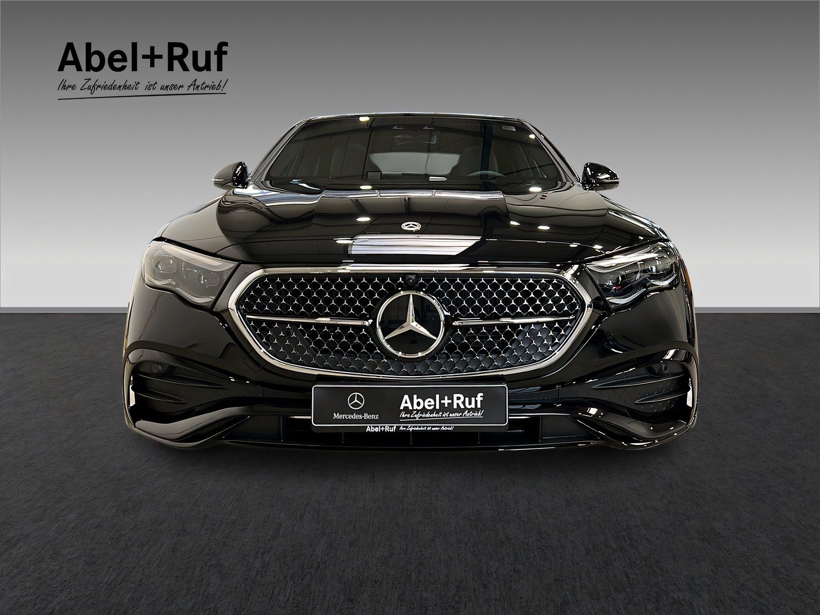 Mercedes-Benz E 450 d 4M+AMG+LEDER+PREMIUM+AHK+STANDHEIZUNG