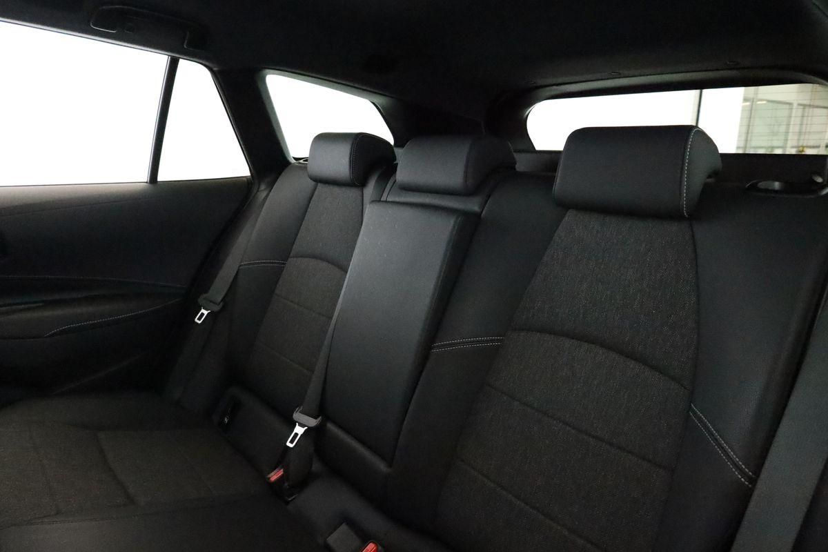 Toyota Corolla Touring Sports 1.8 CVT Team D Navi Kam