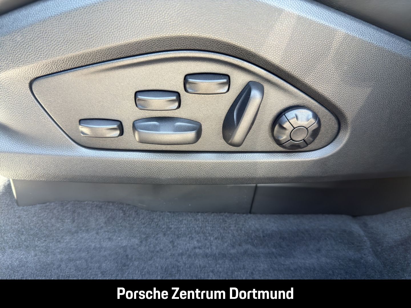 Porsche Macan 4S HA-Lenkung Abstandstempomat Panorama