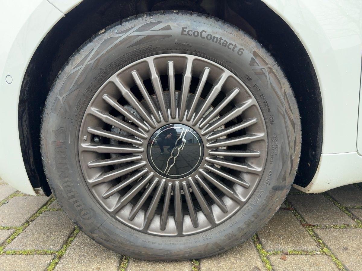 Fiat 500e 3+1 Icon - Samsaru's Car Outlet
