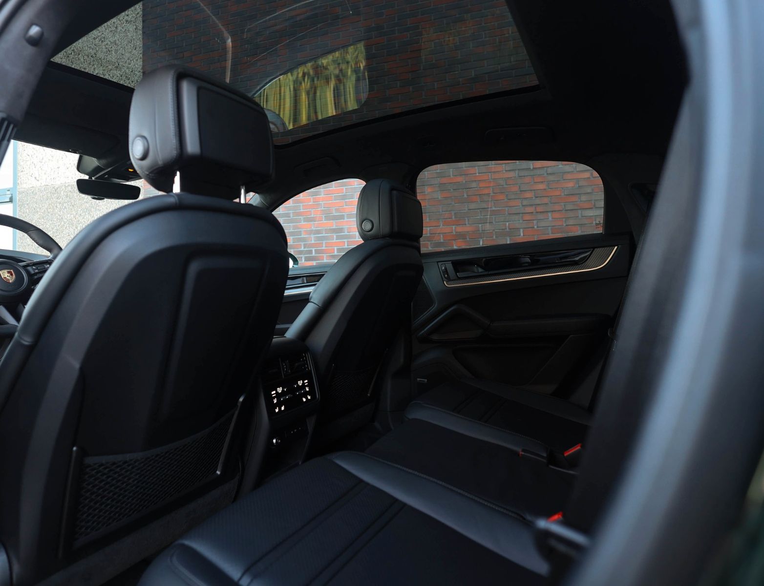 Porsche Cayenne Coupe E-Hybrid *Goodwood Green*
