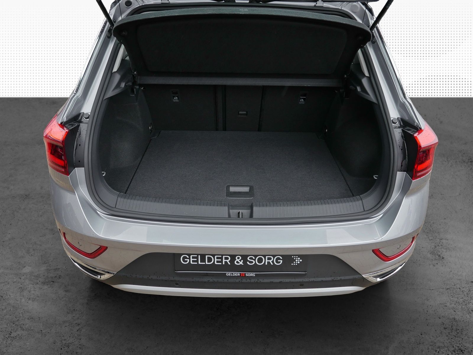 Volkswagen T-Roc Style 1.0 TSI - Samsaru's Car Outlet