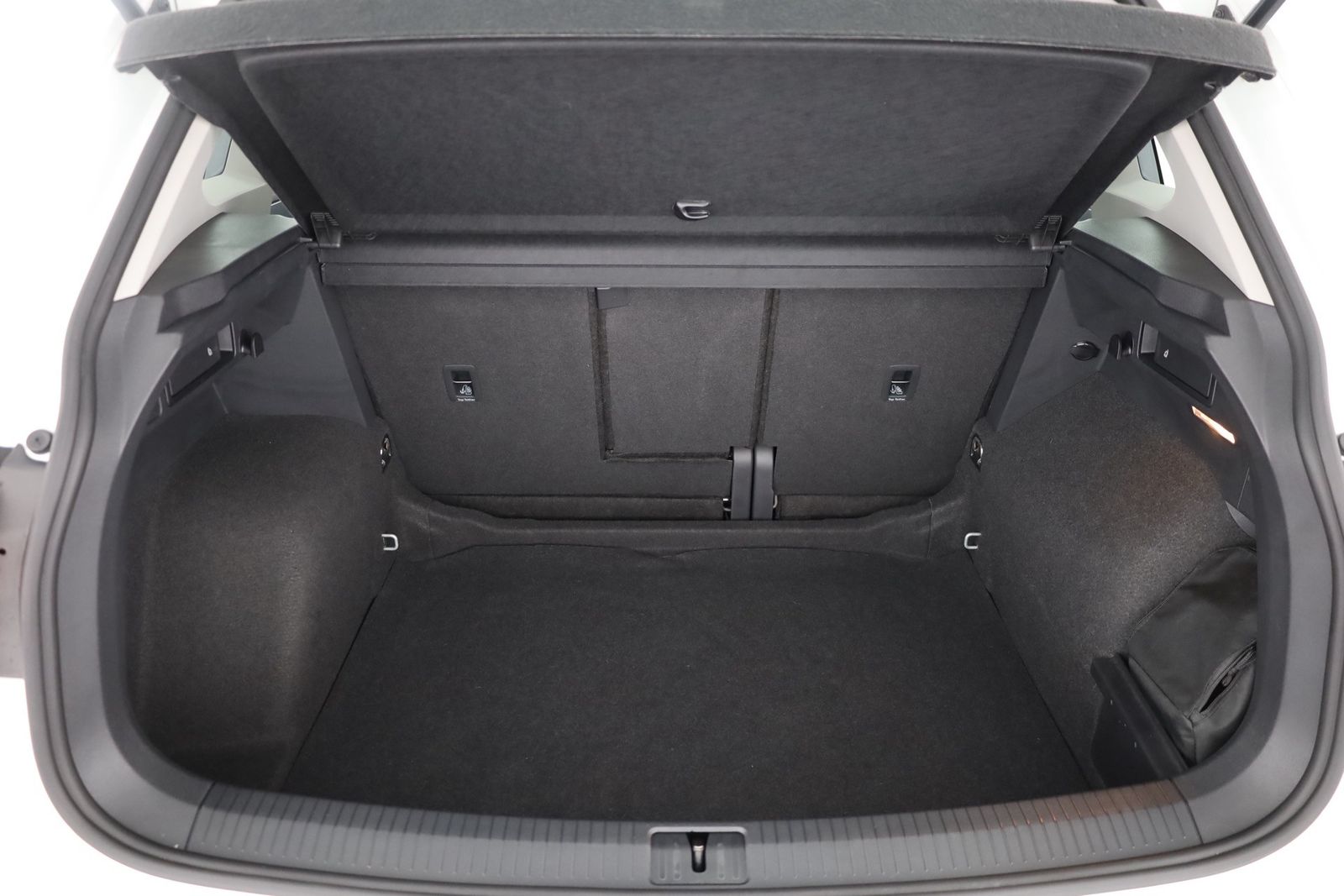 Volkswagen Tiguan 1.5 TSI Life - Samsaru's Car Outlet