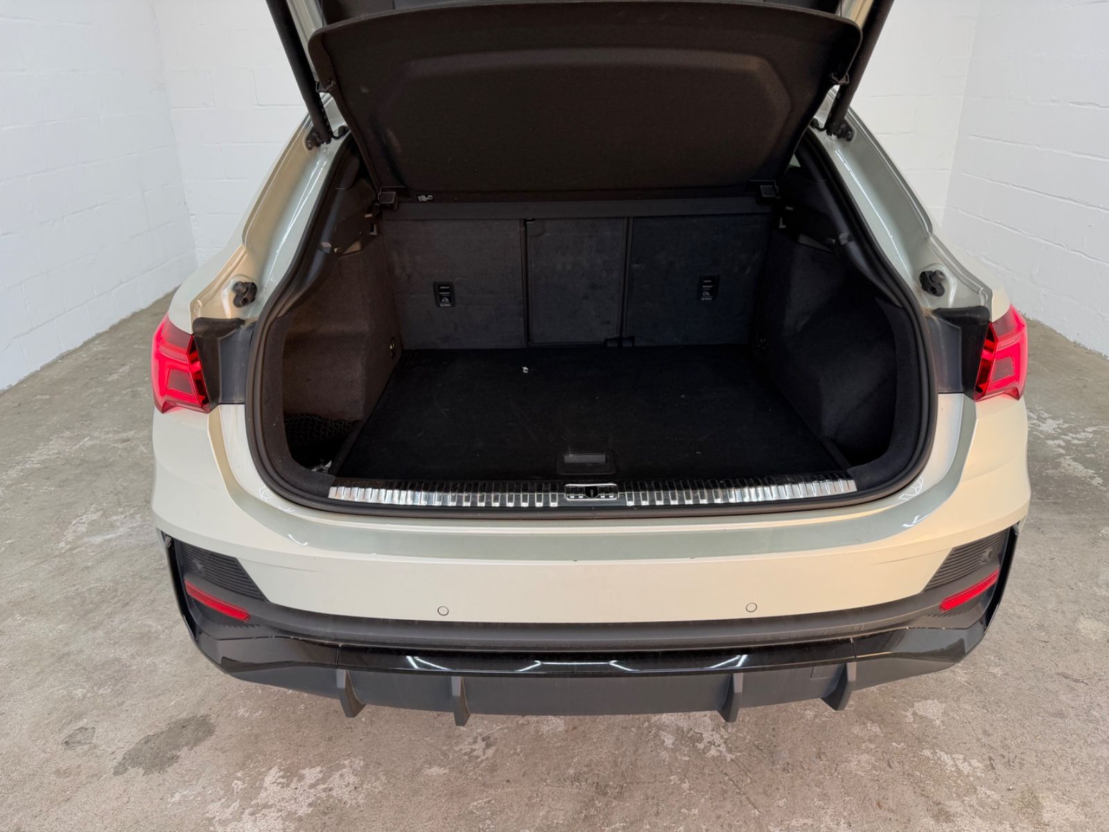 Audi Q3 Sportback 40 TDI quattro S line+LEDER+SONOS+