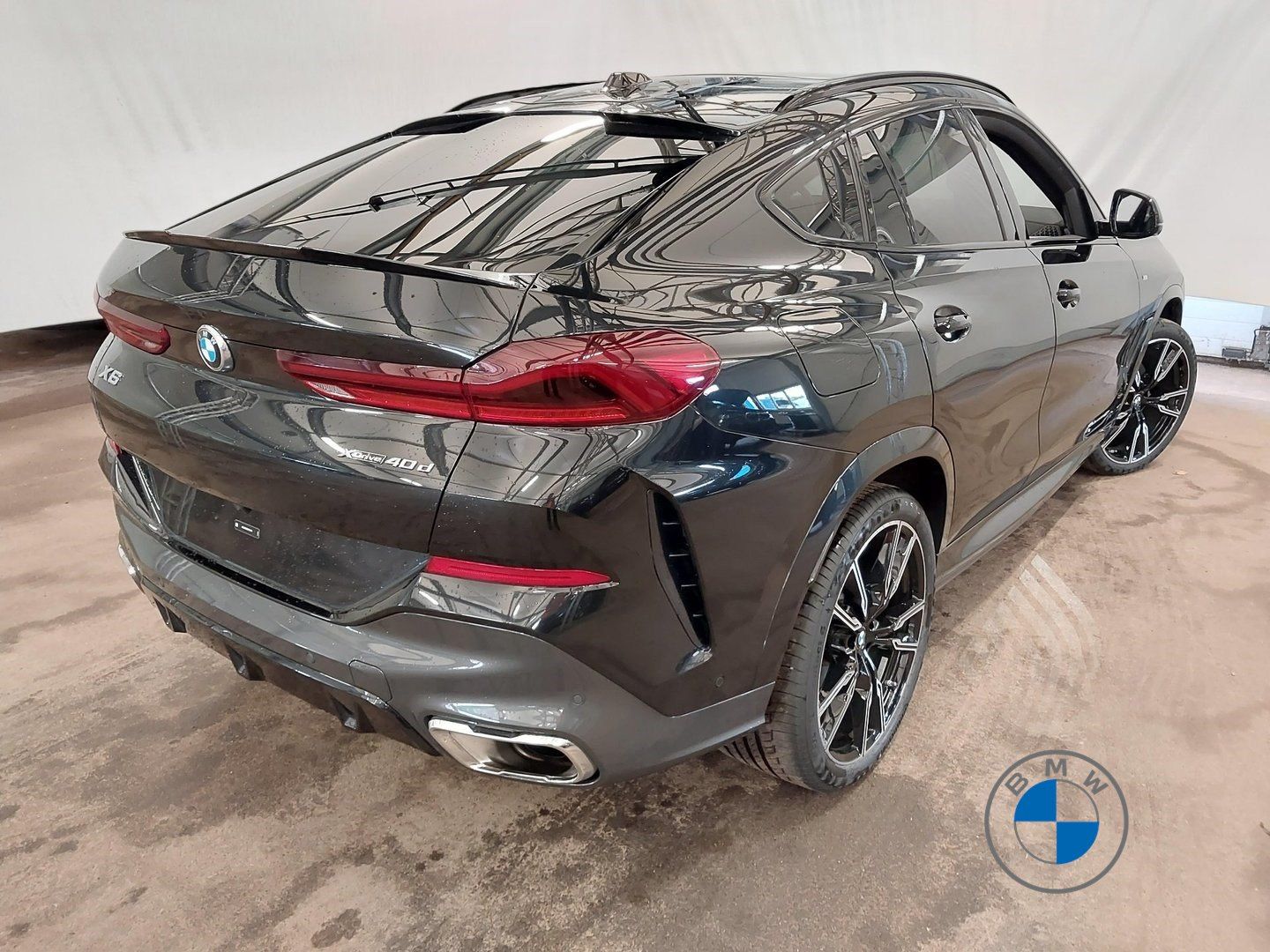 BMW X6 xDrive40d M Sport 22" AHK Pano Massage H/K