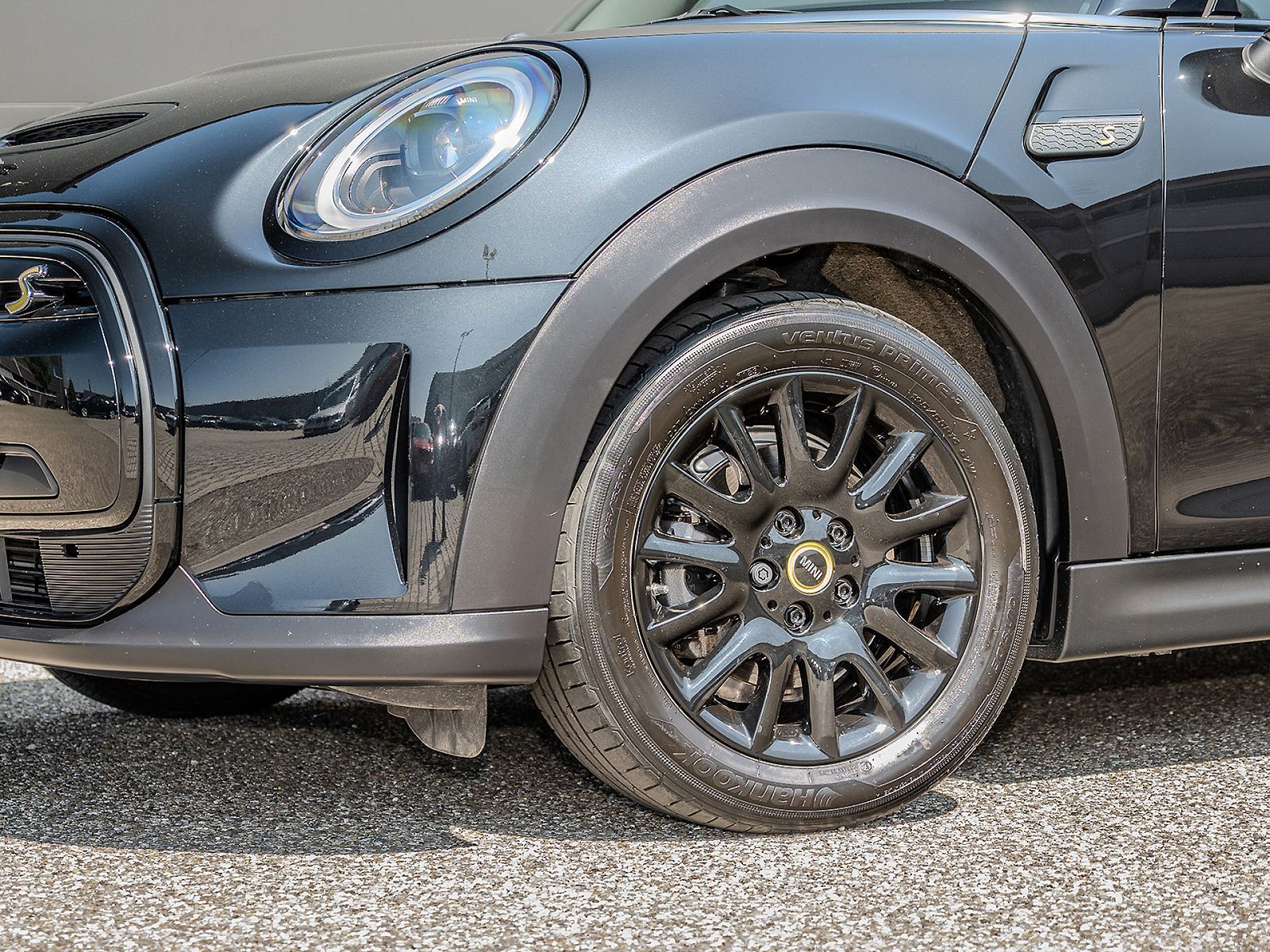 MINI Cooper SE 3-T - Samsaru's Car Outlet
