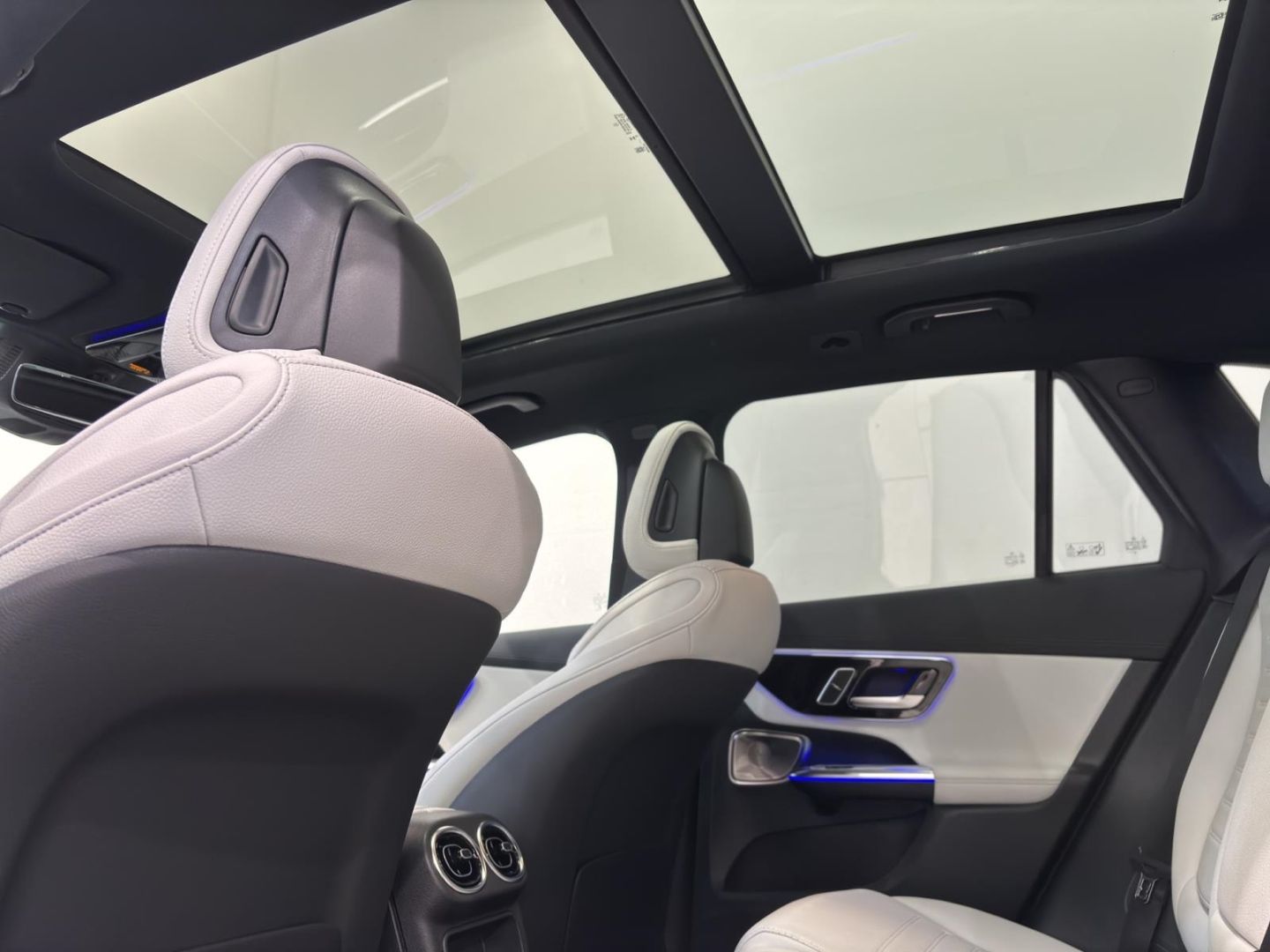 Mercedes-Benz GLC 300 d 4M AMG LINE ADVANCED PLUS AHK+PANO+360