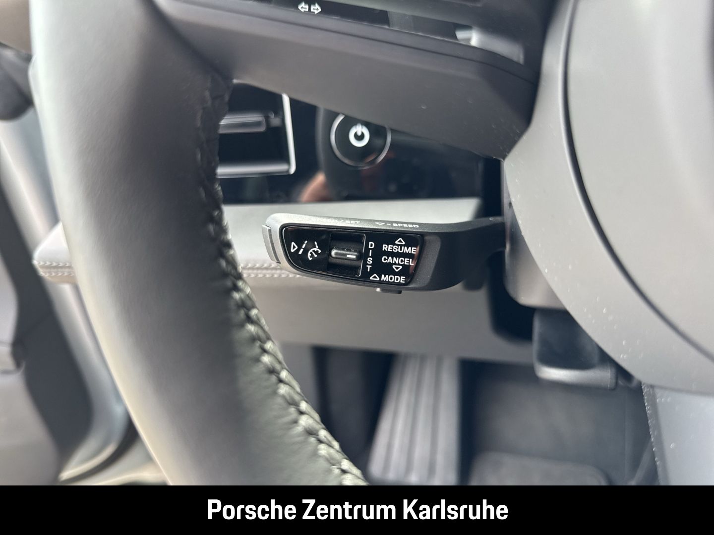 Porsche Taycan 4S Sport Turismo InnoDrive Surround-View
